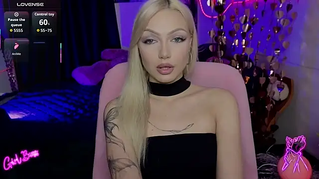 LinaLirian élő XXX-chatje