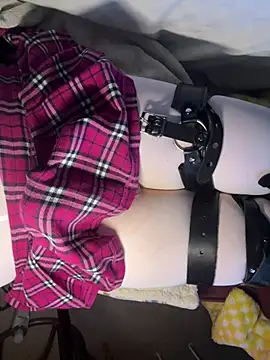 Show modela 69kinkypickle69 na web-kameri