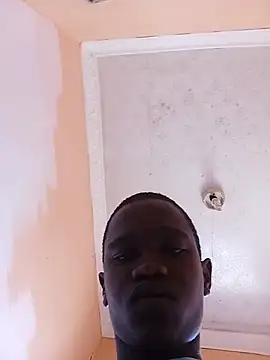 Pokazy przed kamerką – African_gent_45
