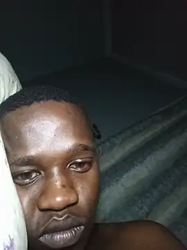 Show modela African_gent_45 na web-kameri