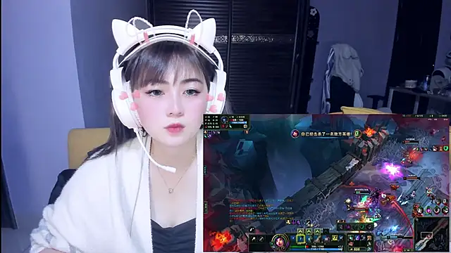 yuki3366 Pertunjukan Webcam