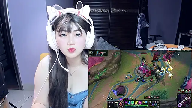 yuki3366 Pertunjukan Webcam