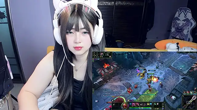 Show modela yuki3366 na web-kameri