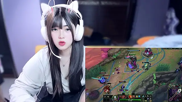 yuki3366 Adlı Modelin Web Kamerası Şovu