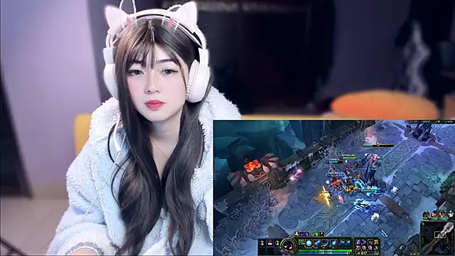 Pokazy przed kamerką – yuki3366