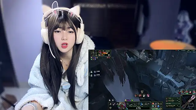 yuki3366's Live Sex Cam Show