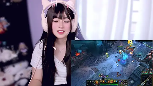 Pokazy przed kamerką – yuki3366