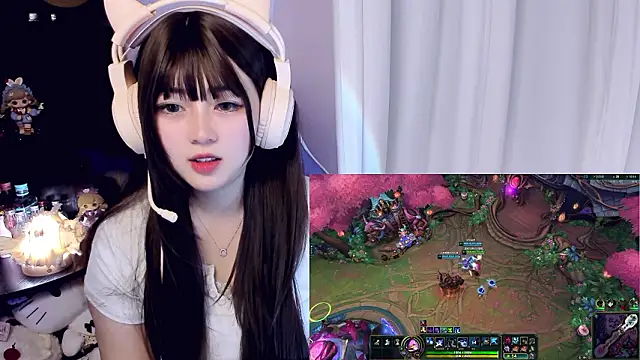 yuki3366: διαδικτυακό σόου στην κάμερα