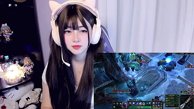 Pokazy przed kamerką – yuki3366