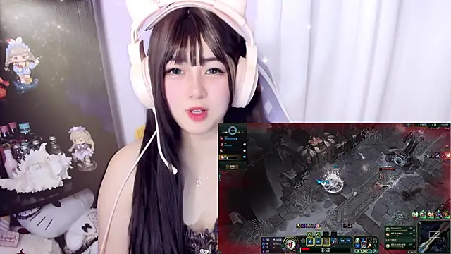 yuki3366: διαδικτυακό σόου στην κάμερα