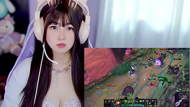 yuki3366: вебкам-шоу