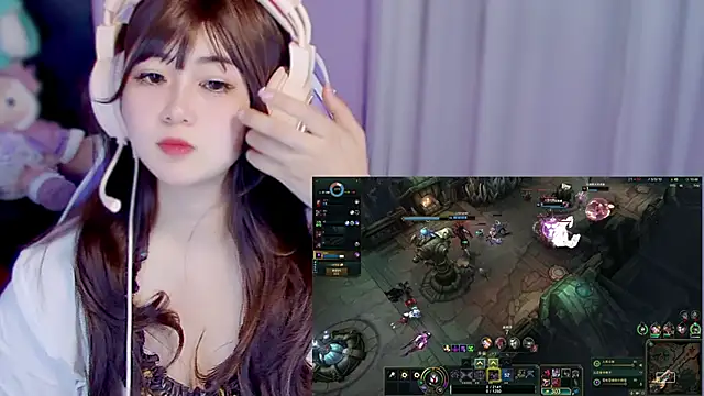 yuki3366 Pertunjukan Webcam