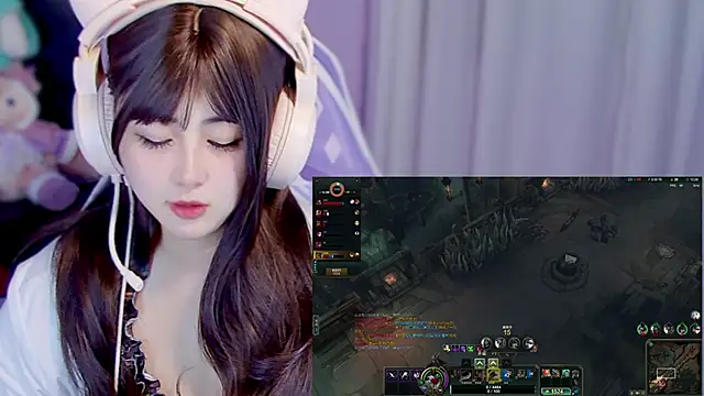 yuki3366 Adlı Modelin Web Kamerası Şovu