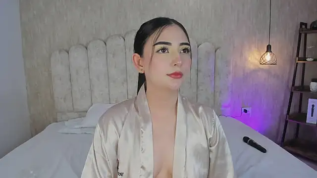 LilithHarperr_ Adlı Modelin Web Kamerası Şovu
