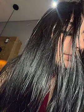 LilithHarperr_'s Webcam Show