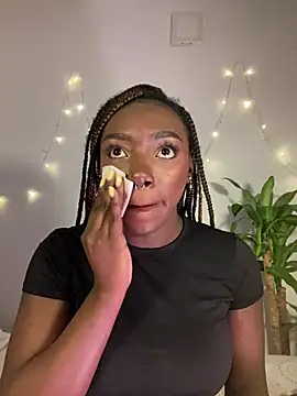 alissradiante1's Webcam Show