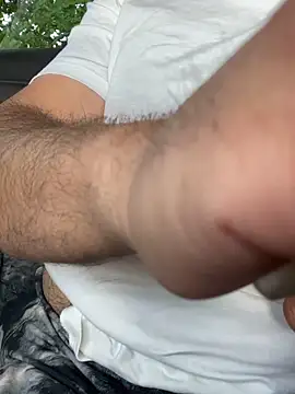 CloudyMuscleBeefy: διαδικτυακό σόου στην κάμερα