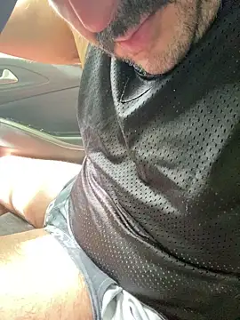 CloudyMuscleBeefy Webcamshow