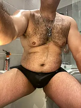 CloudyMuscleBeefyのウェブカメラショー