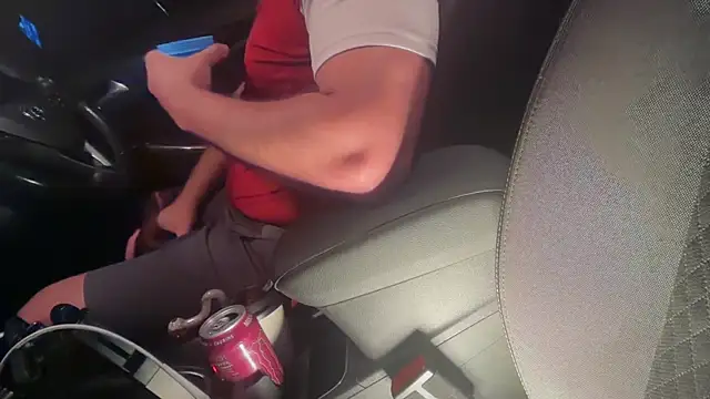 عرض كام CloudyMuscleBeefy