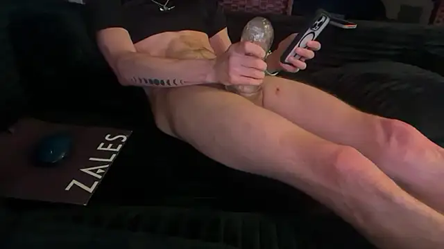 MuchCarpal webkamerás műsora