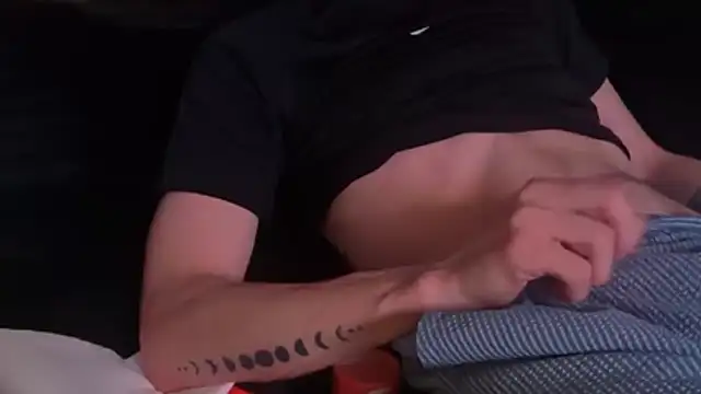 MuchCarpal's Webcam Show