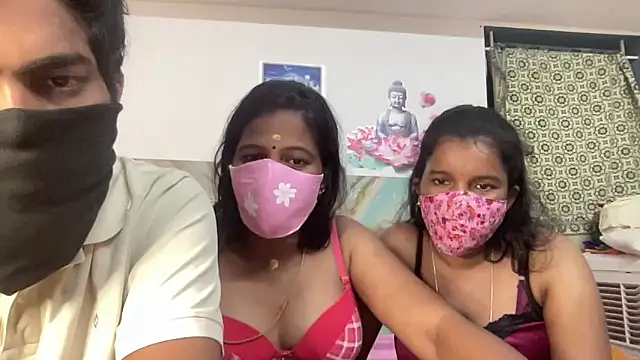 הופעת וובקאם של TN_IN_Romantic_Couples
