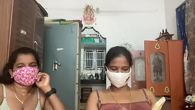TN_IN_Romantic_Couples Pertunjukan Webcam
