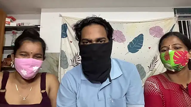 TN_IN_Romantic_Couples Pertunjukan Webcam