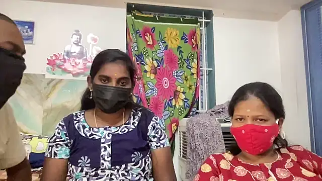 دردشة Tamil_Perfect_Coupless الجنسية المباشرة