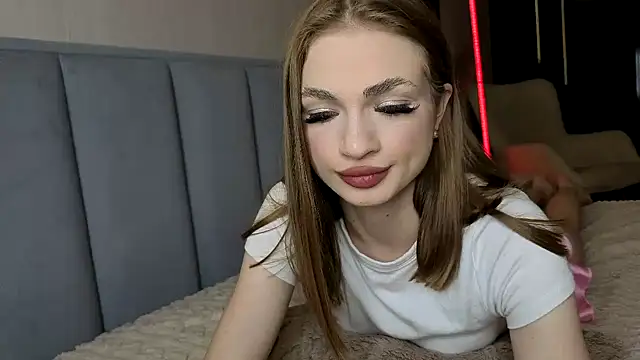 צ'אט XXX בשידור חי של Pussyya777