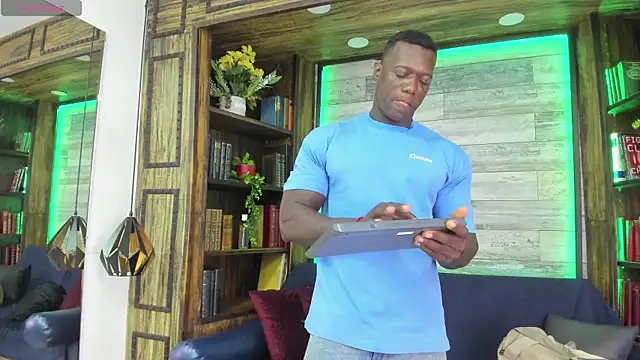 Show de MarcusBlack_ na webcam