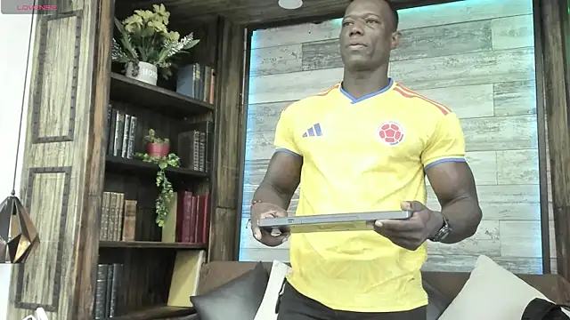 MarcusBlack_n Webbikameraesitys