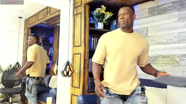MarcusBlack_ Show Webcam