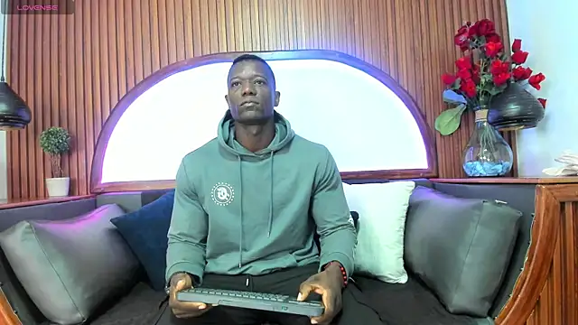 MarcusBlack_ 网络视讯表演