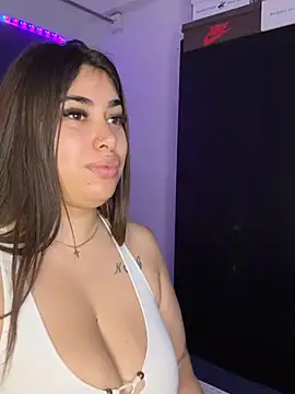 jazminslut's Webcam Show