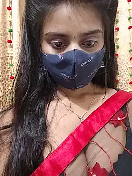 Aanya_hotty Adlı Modelin Web Kamerası Şovu