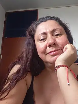 EmmaJhomson élő XXX-chatje