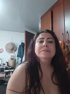 XXX chat uživo modela EmmaJhomson