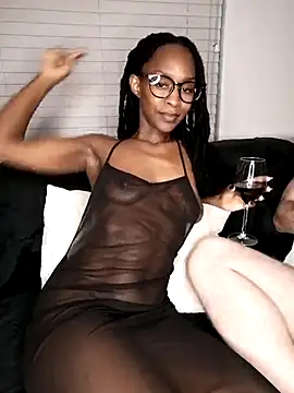 chocolatehotwife 网络视讯表演