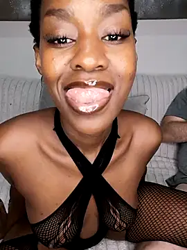 chocolatehotwife's Live XXX Chat