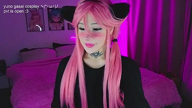 your_little_evaのウェブカメラショー