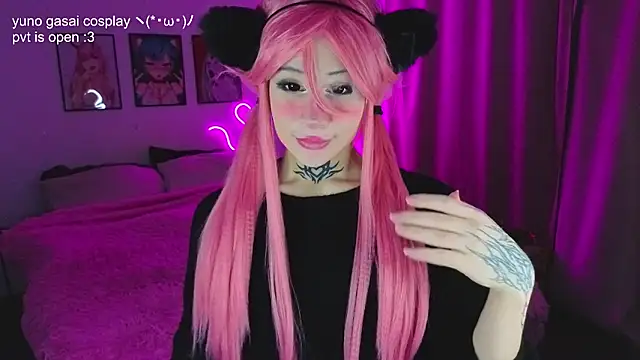 your_little_eva Show in webcam