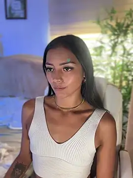 isabella-rouse's Live XXX Chat