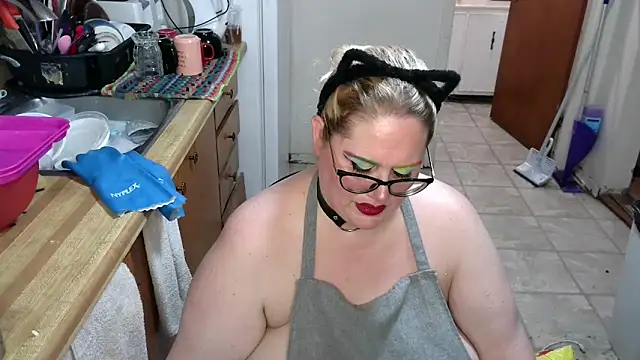 Show modela Kinky_Witch na web-kameri