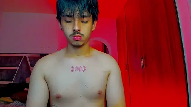 Maximo_Miller Pertunjukan Webcam