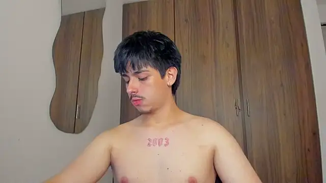 Maximo_Miller Webcam Show