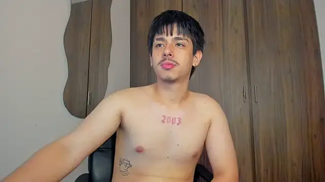 Maximo_Miller webkamerás műsora