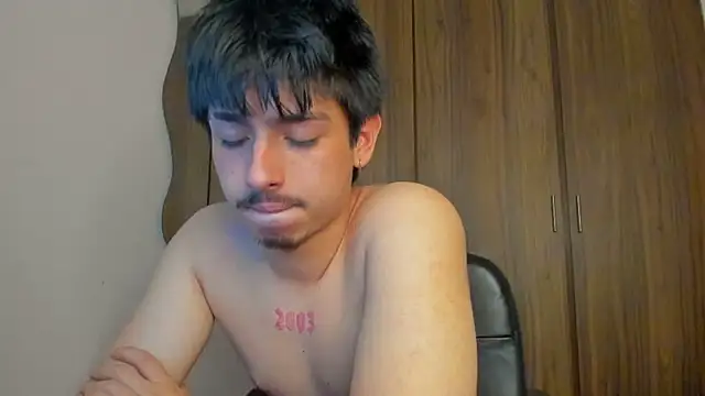Maximo_Miller Webcam Show