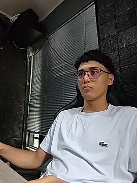 Chat +18 de SrJacobs ao vivo